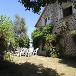 Charmantes Haus In Der Auvergne By Interhome Ars-les-Favets