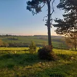 Charmantes Haus In Der Auvergne By Interhome