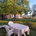 Prázdninový dům Charmantes Haus In Der Auvergne By Interhome *